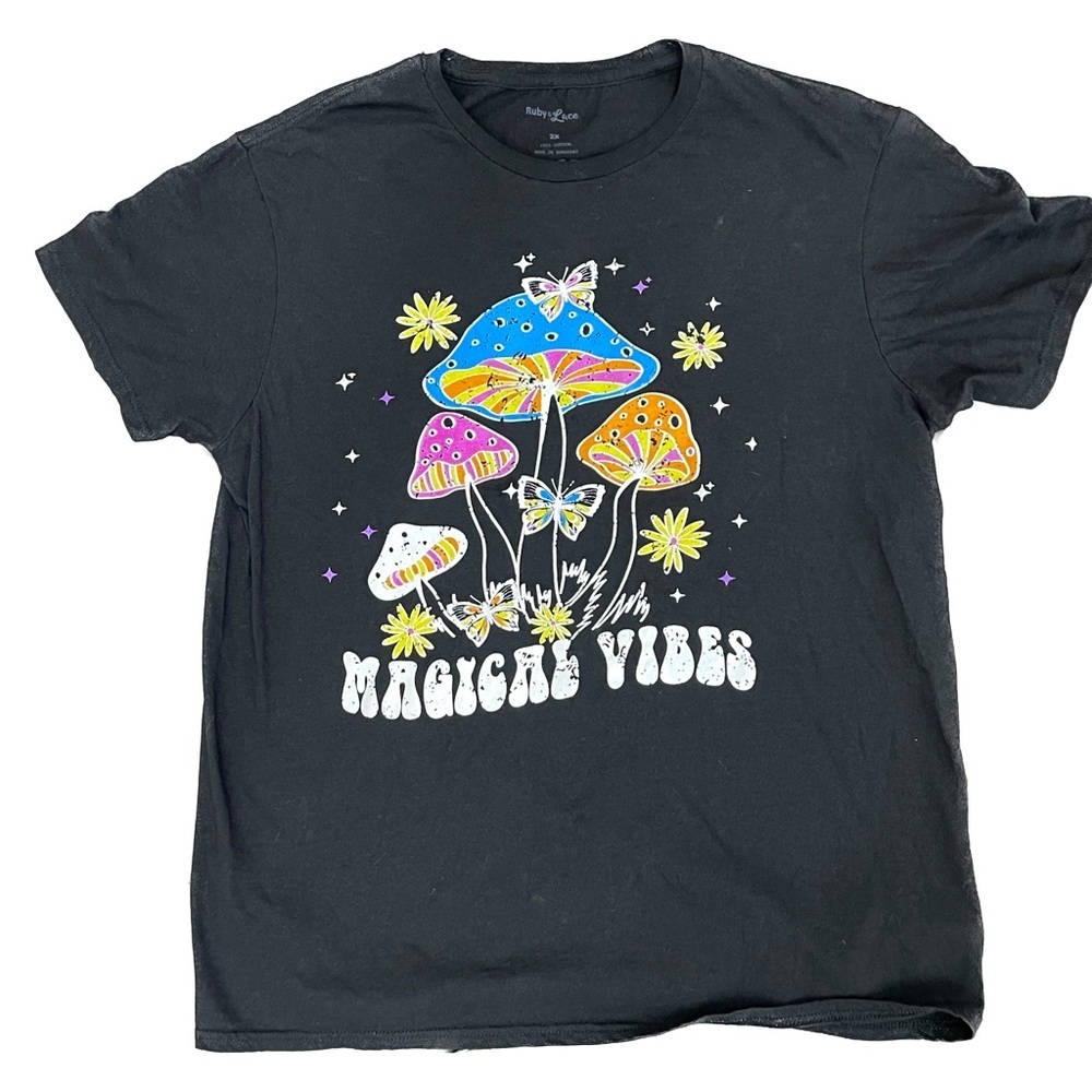 Magical Mushroom Vibes T-Shirt Size 2X